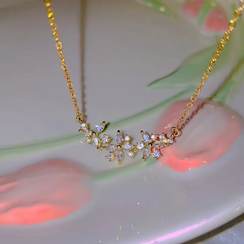 FLOWER PETAL NECKLACE