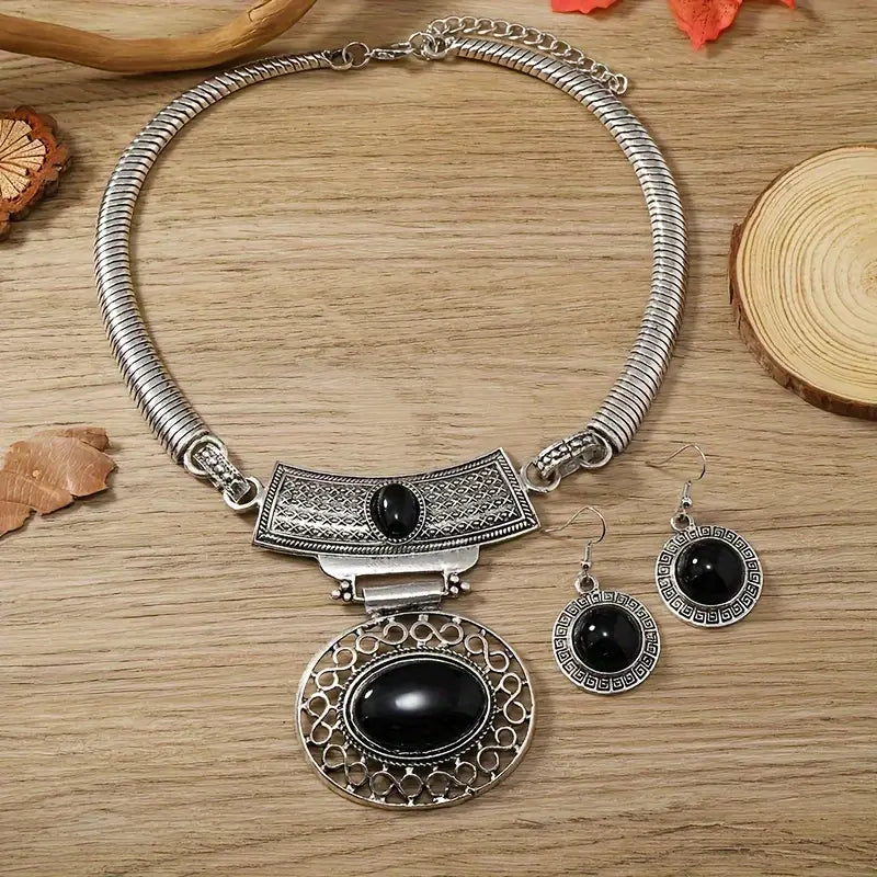 METAL NECKLACE