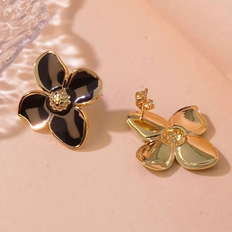 CHARMING FLORAL EARRINGS