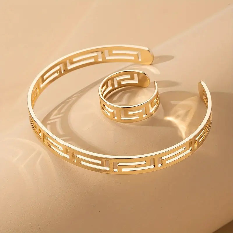 MODERN DESIGN GOLD PLATED BRACELET