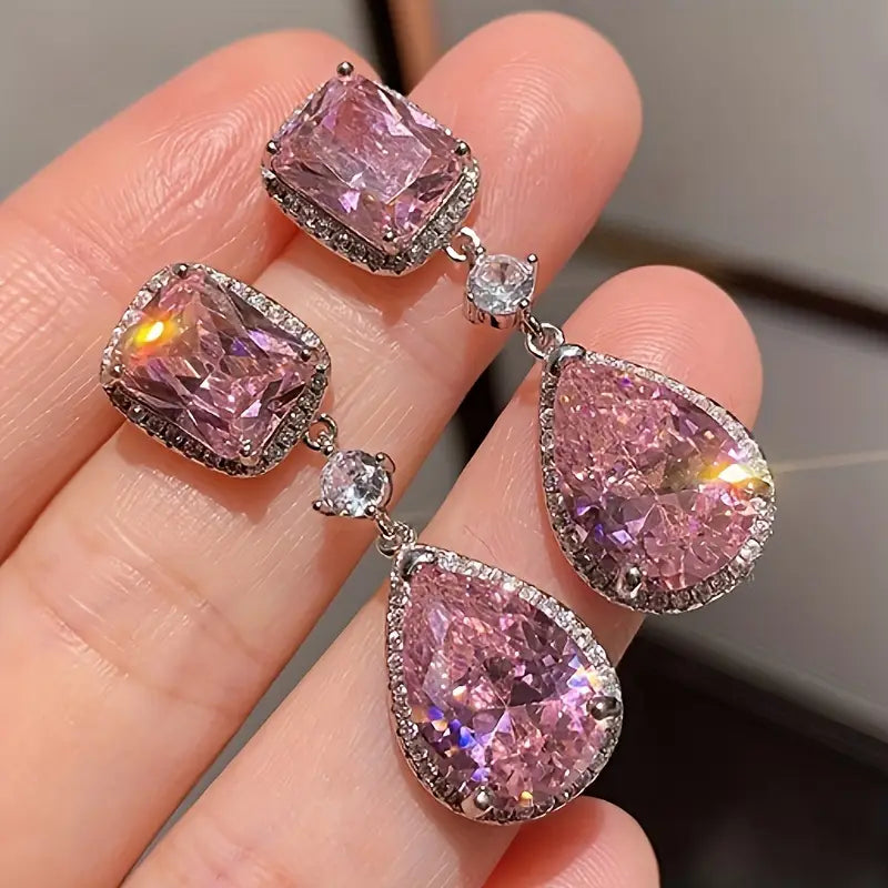 SPARKLING TEARDROP EARRINGS
