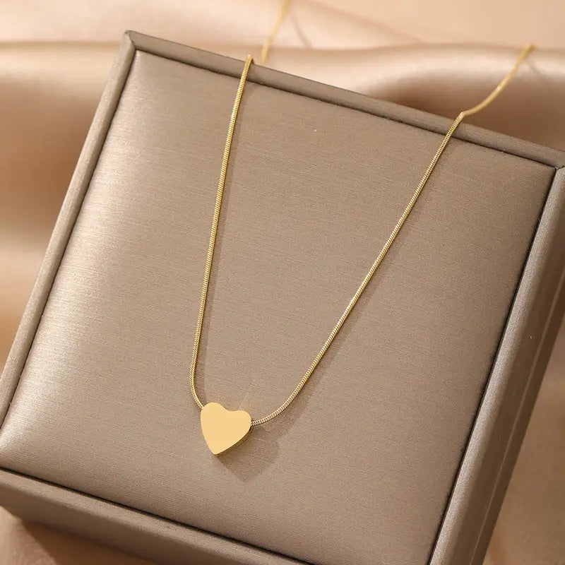THREE DIMENSIONAL HEART NECKLACE