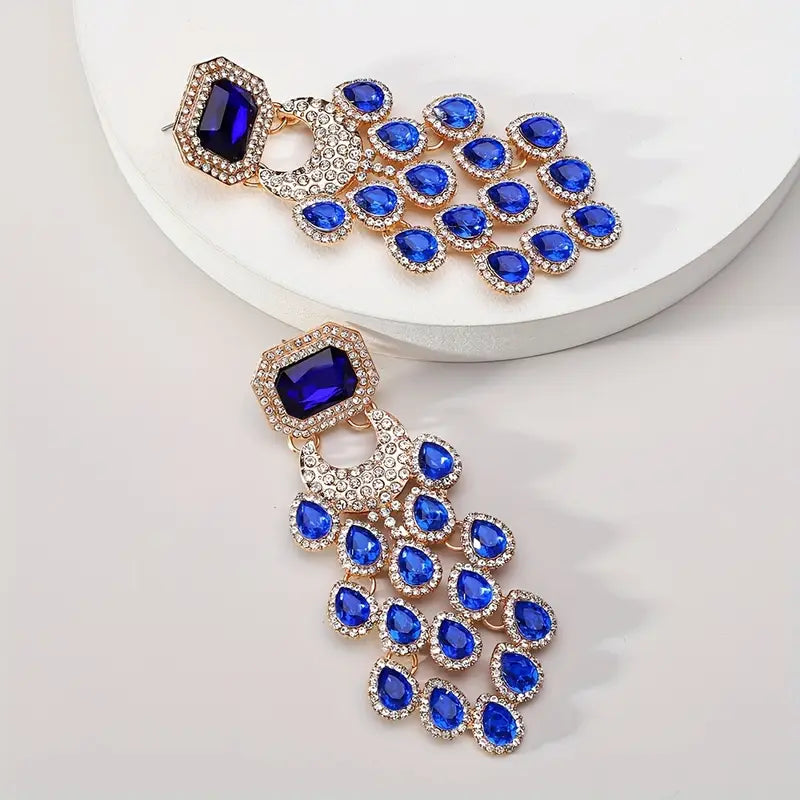TEARDROP EARRINGS