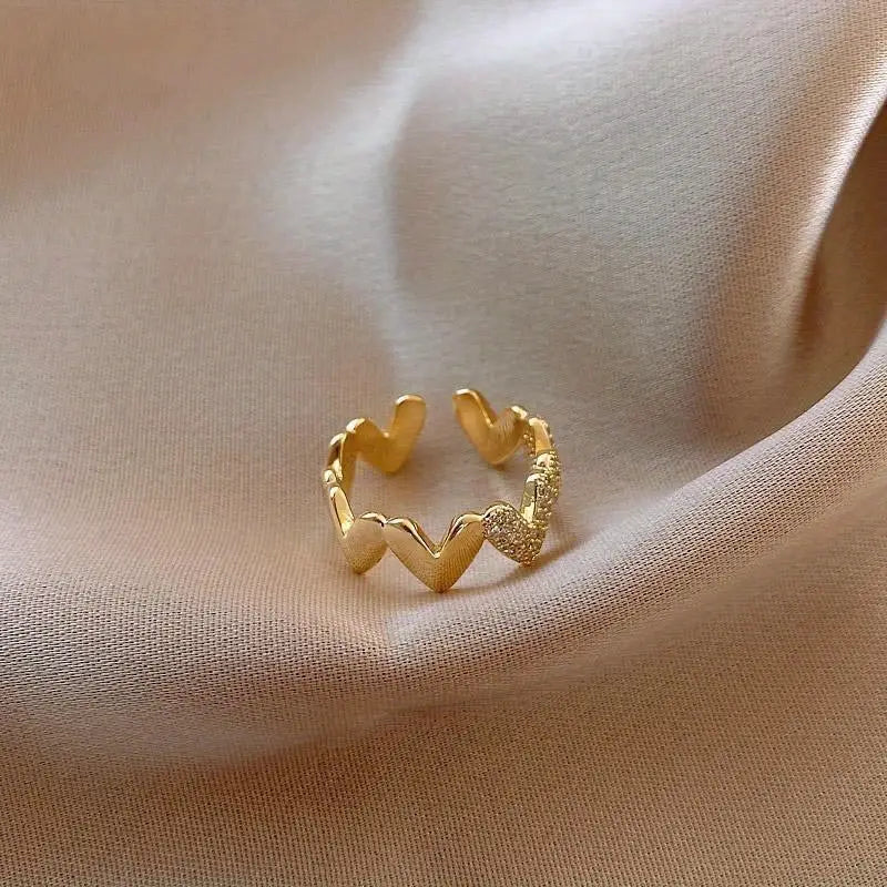 OPEN HEART RING