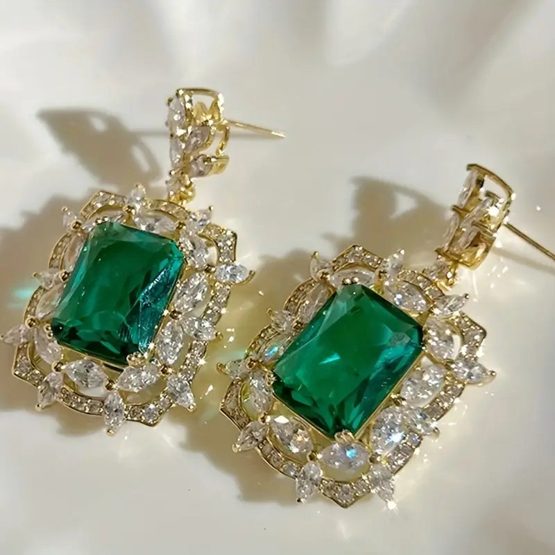 ZIRCONIA PENTANT EARRINGS