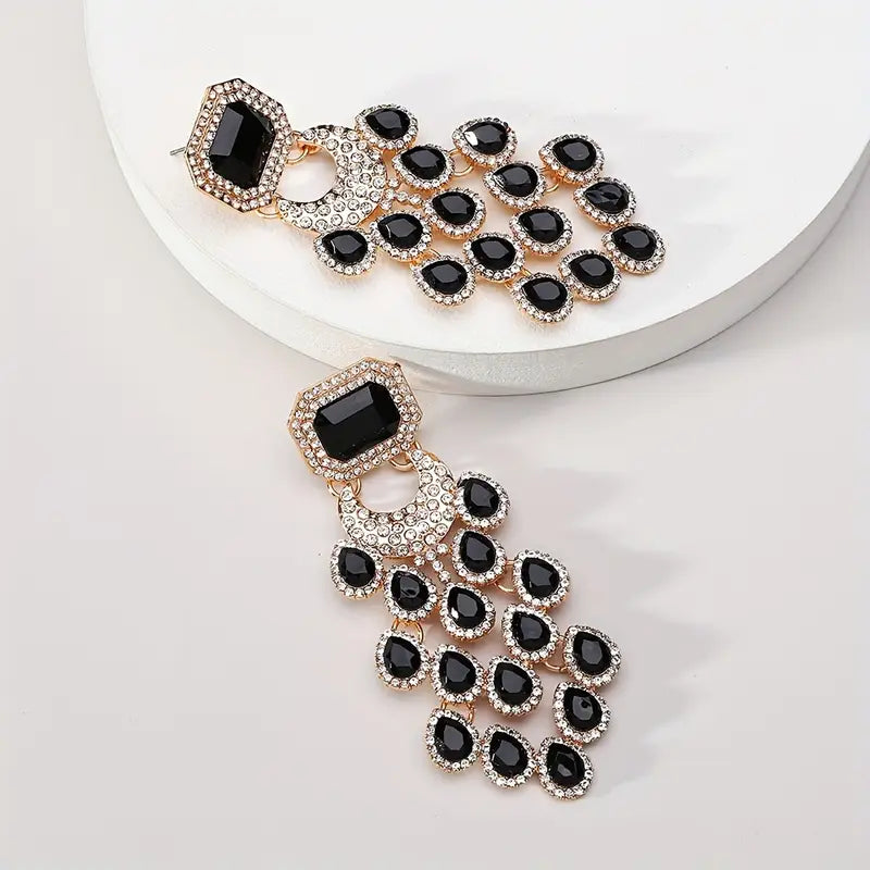 TEARDROP EARRINGS