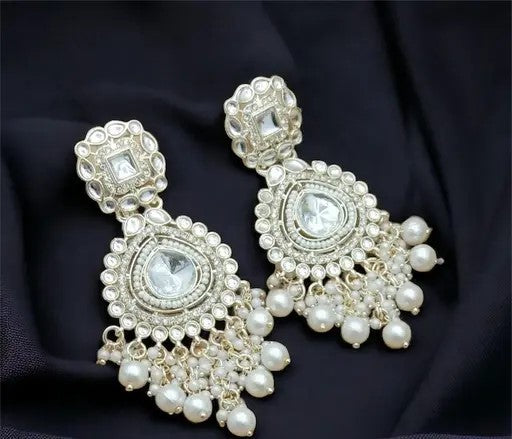 Kundan Earrings Set