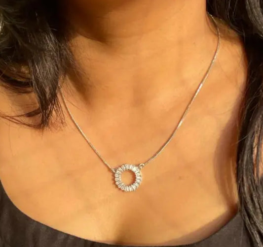 Round Pendant