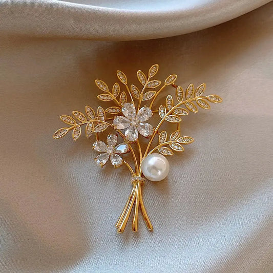 FLORAL AND LEAF BROOCH