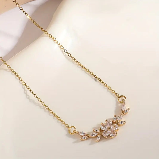 FLORAL LEAF NECKLACE