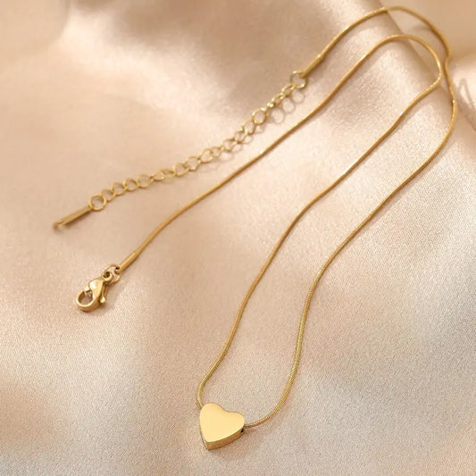 THREE DIMENSIONAL HEART NECKLACE