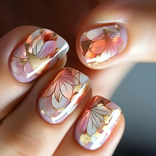 GOLDEN GINKO LEAF NAILS