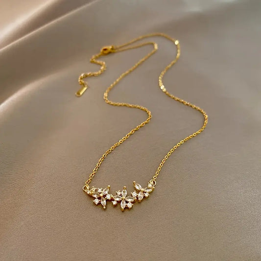 FLOWER PETAL NECKLACE