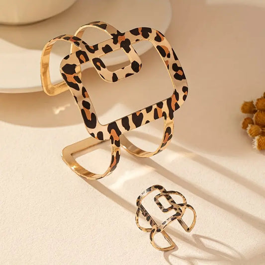 LEOPARD PRINT PATTERN BRACELET