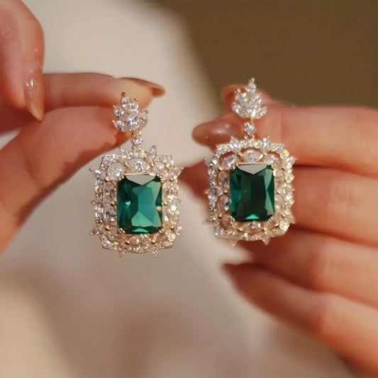 ZIRCONIA PENTANT EARRINGS
