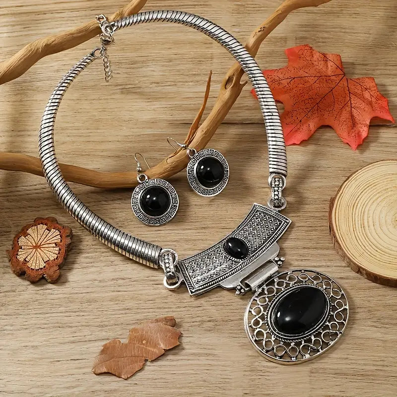 METAL NECKLACE